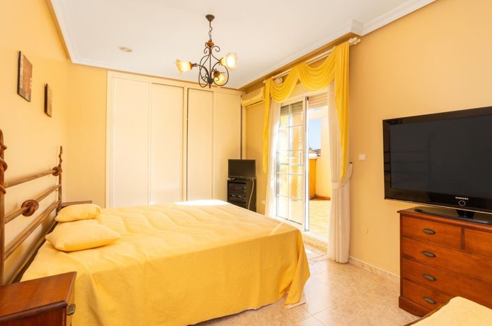 Image No.26-4 Bed Villa for sale