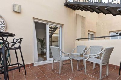 1447-530341-78d1f4f8b6655591b02d22fabb36a692d