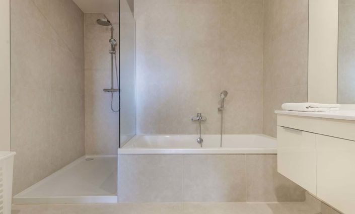 Image No.30-2 Bed Apartment for sale