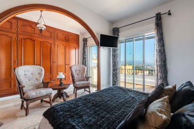 1447-530512-78d1f4f8b6655591b02d22fabb36a692d