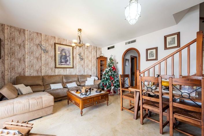 Image No.6-4 Bed Townhouse for sale