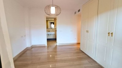 1447-526606-78d1f4f8b6655591b02d22fabb36a692d