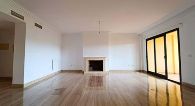 1447-526606-78d1f4f8b6655591b02d22fabb36a692d