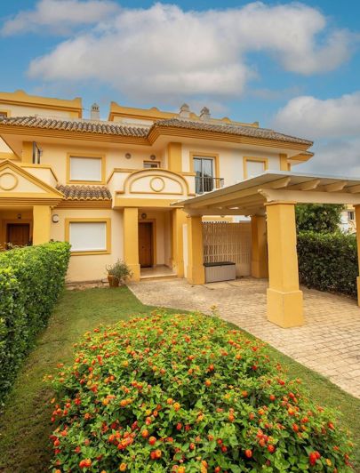 Image No.2-Maison de ville de 3 chambres à vendre à Sotogrande playa