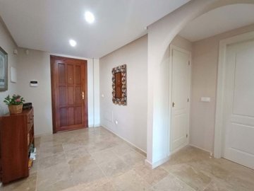 1447-521198-78d1f4f8b6655591b02d22fabb36a692d