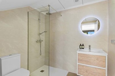 1447-531254-78d1f4f8b6655591b02d22fabb36a692d