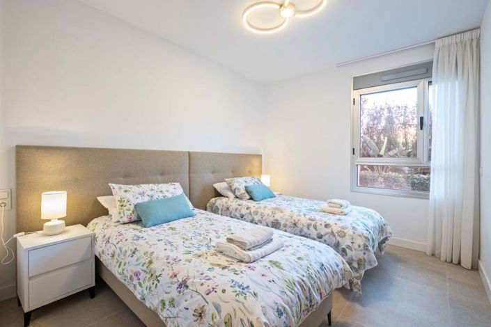 Image No.10-3 Bed Apartment for sale