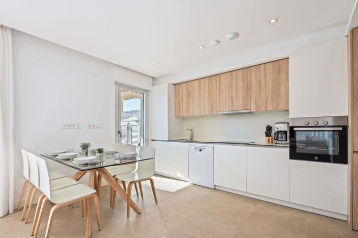 Image No.23-3 Bed Apartment for sale