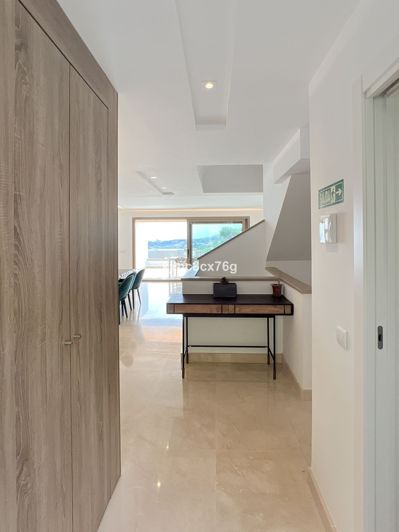 Image No.16-3 Bed Townhouse for sale