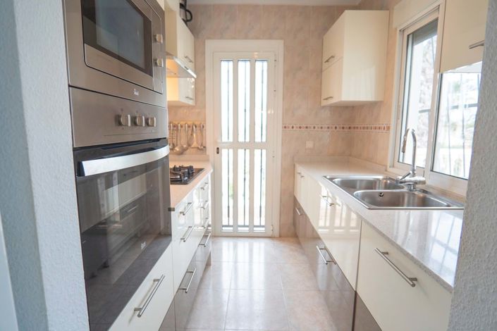 Image No.19-4 Bed Villa for sale