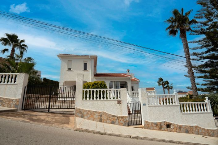 Image No.5-4 Bed Villa for sale