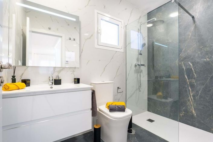 Image No.11-4 Bed Villa for sale