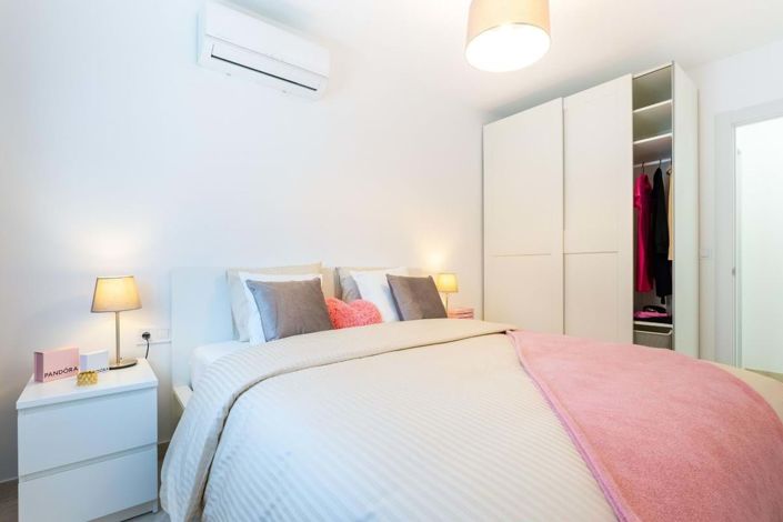 Image No.14-4 Bed Villa for sale