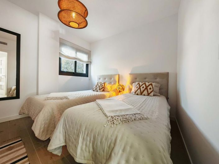 Image No.10-2 Bed Apartment for sale