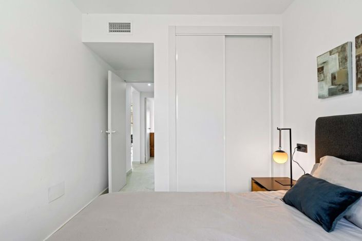 Image No.19-3 Bed Townhouse for sale