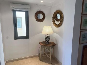 1447-609126-78d1f4f8b6655591b02d22fabb36a692d