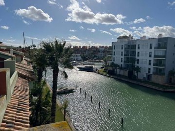 1447-609126-78d1f4f8b6655591b02d22fabb36a692d