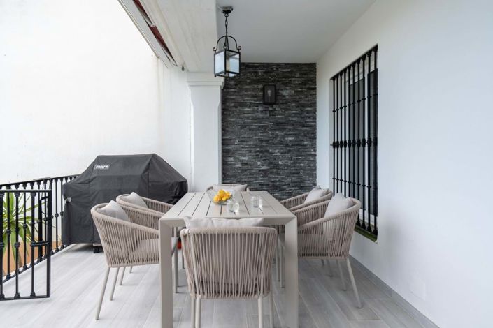 Image No.3-3 Bed Townhouse for sale