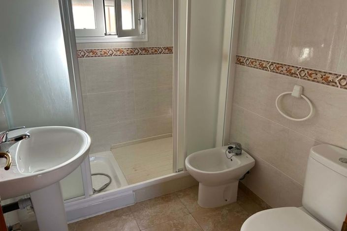 Image No.11-3 Bed Villa for sale