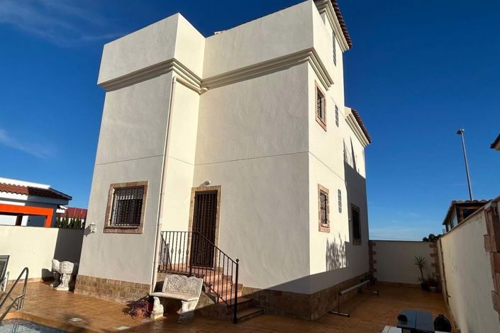 Image No.34-3 Bed Villa for sale