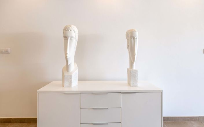 Image No.14-5 Bed Villa for sale