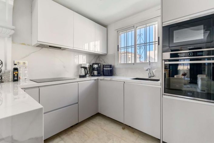 Image No.3-Villa de 3 chambres à vendre à Orihuela Costa