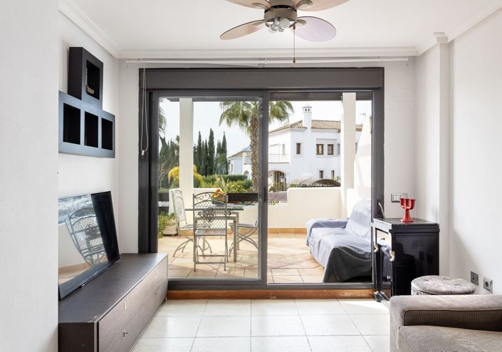 Image No.3-Appartement de 2 chambres à vendre à Estepona