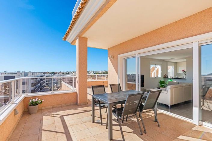 Image No.3-Penthouse de 3 chambres à vendre à Villamartin