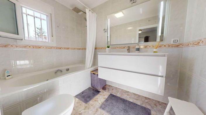 Image No.22-3 Bed Villa for sale