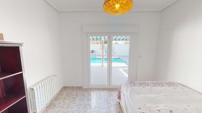 Image No.25-3 Bed Villa for sale