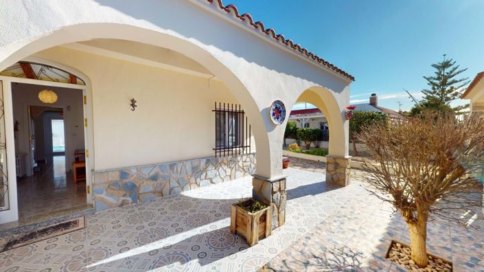 Image No.4-3 Bed Villa for sale