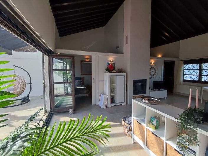 Image No.20-2 Bed Villa for sale