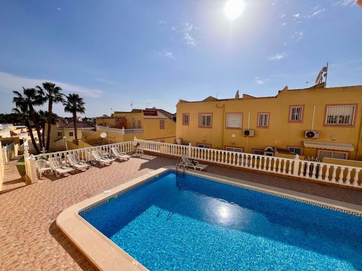 Image No.3-3 Bed Townhouse for sale