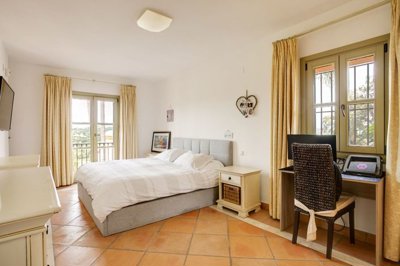 1447-611872-78d1f4f8b6655591b02d22fabb36a692d