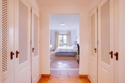 1447-611872-78d1f4f8b6655591b02d22fabb36a692d