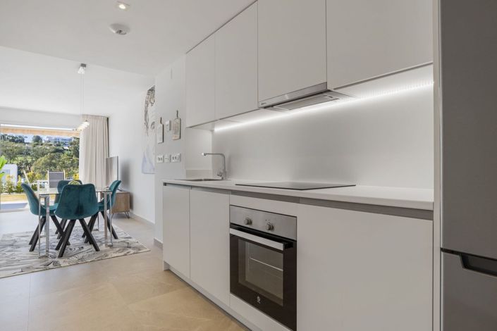 Image No.12-3 Bed Townhouse for sale