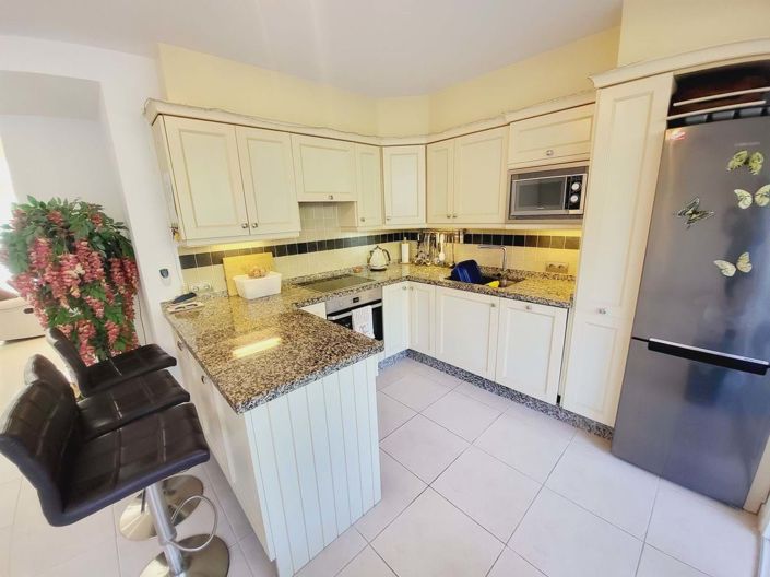 Image No.13-3 Bed Townhouse for sale