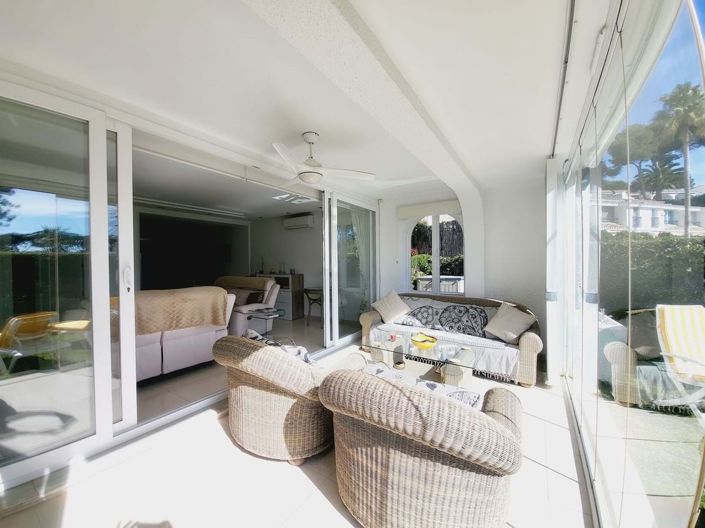 Image No.24-3 Bed Townhouse for sale