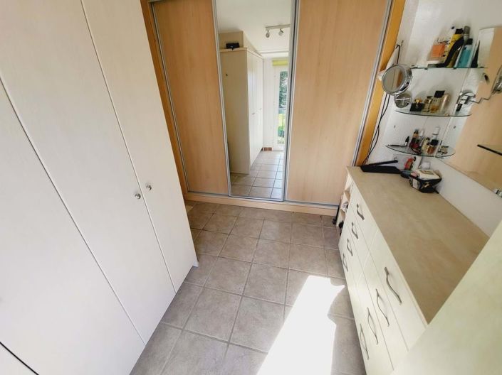 Image No.42-3 Bed Townhouse for sale