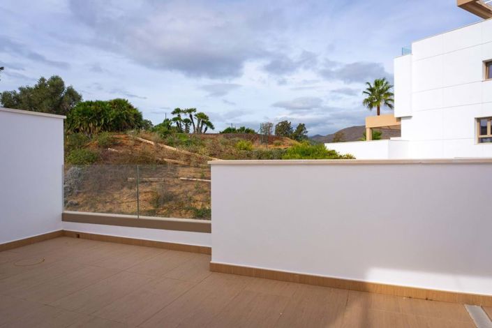 Image No.34-3 Bed Townhouse for sale