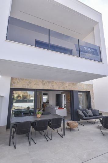 Image No.57-3 Bed Villa for sale