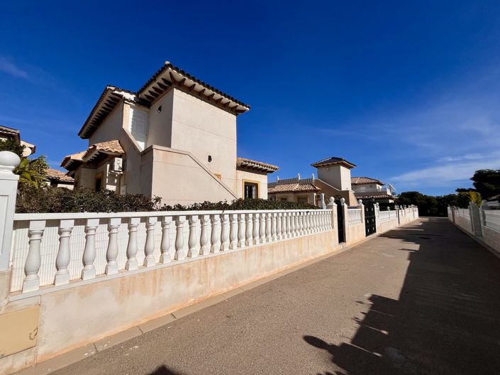 Image No.34-Villa de 4 chambres à vendre à Orihuela Costa