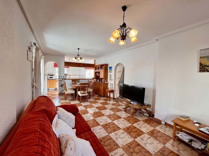 Image No.8-Villa de 4 chambres à vendre à Orihuela Costa