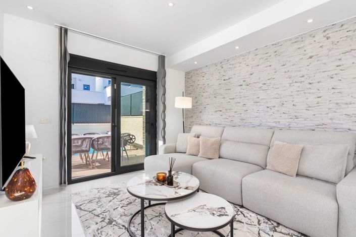 Image No.5-3 Bed Villa for sale