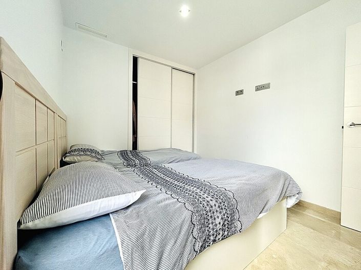 Image No.13-2 Bed Apartment for sale