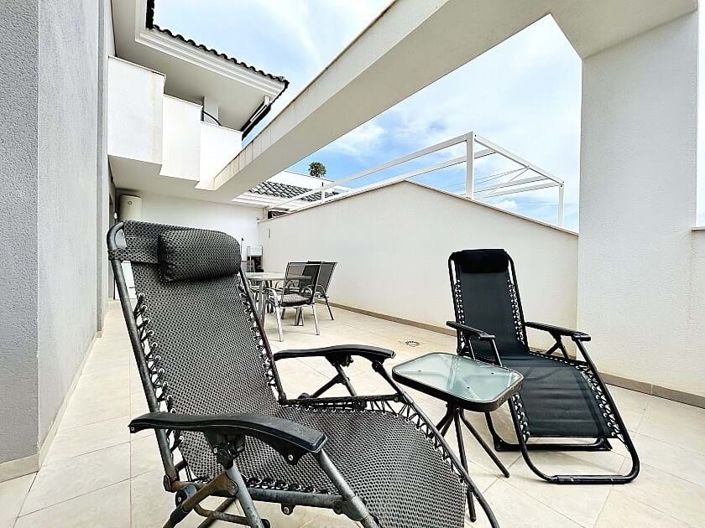 Image No.16-2 Bed Apartment for sale