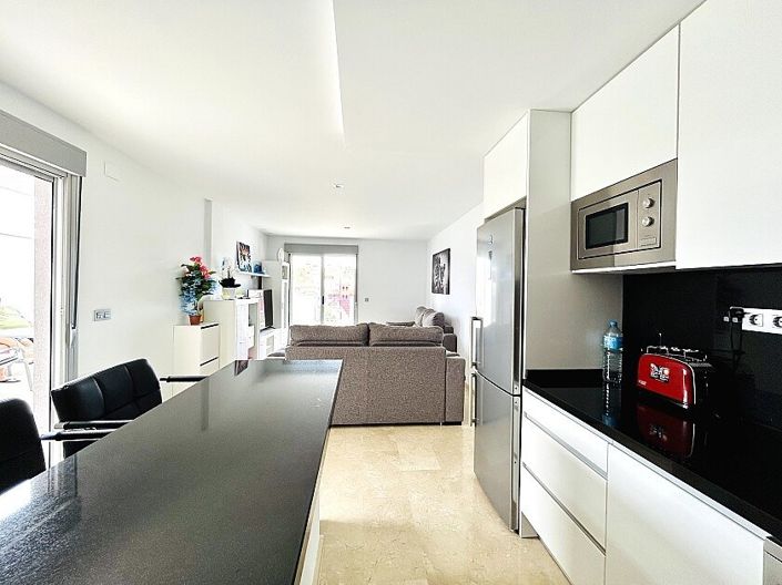 Image No.8-2 Bed Apartment for sale