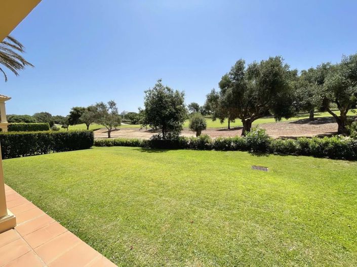 Image No.21-3 Bed Apartment for sale