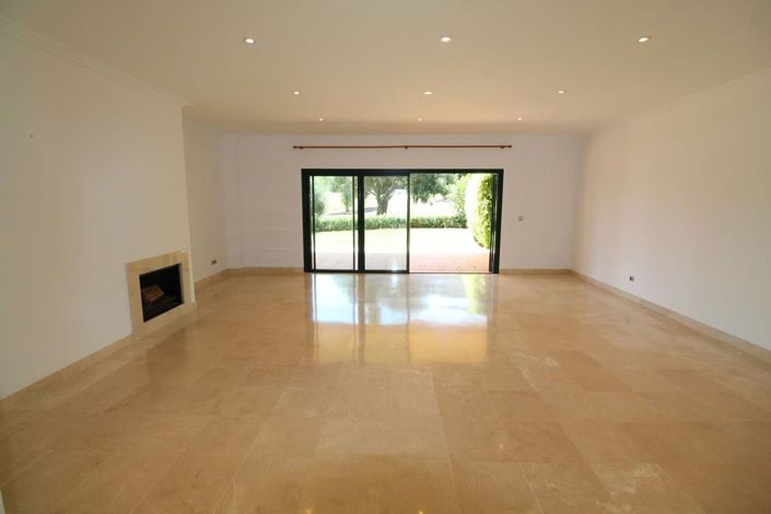 Image No.4-3 Bed Apartment for sale