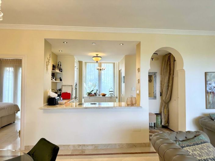 Image No.11-2 Bed Apartment for sale